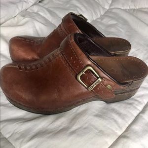 DANSKO CLOGS SIZE 37